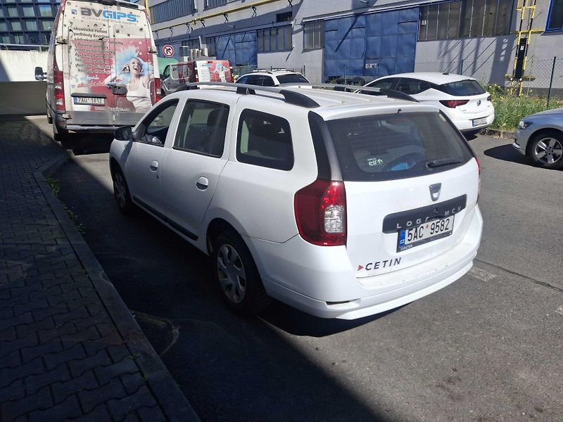 Dacia Logan MCV 0,9 LPG 5AC9582 - fotka 4 z 23