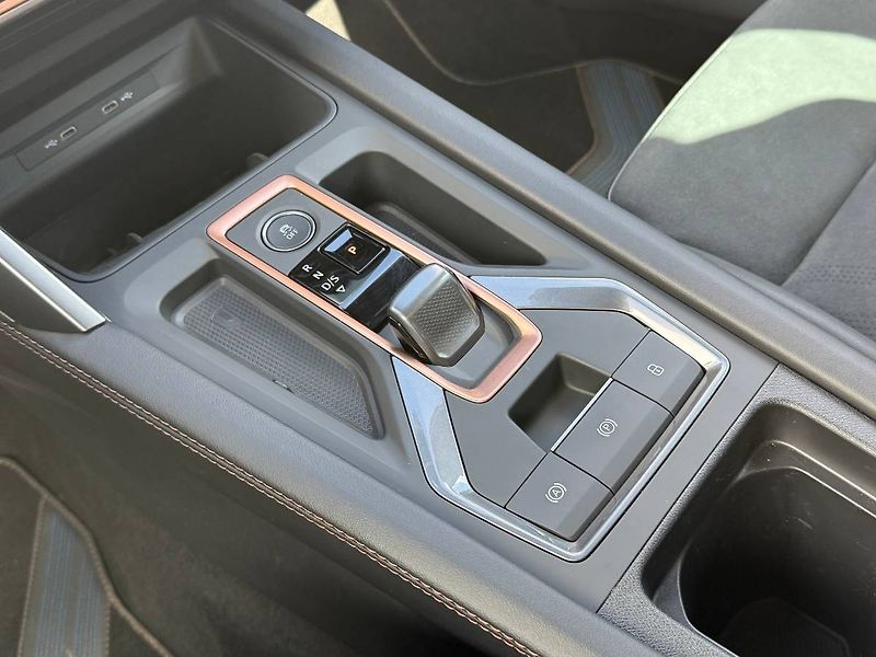 Cupra Leon (2026) 1.5 eTSI 110 kW DSG - fotka 15 z 25