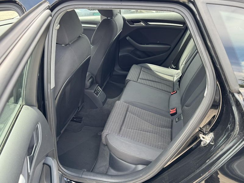 Audi A3 - fotka 8 z 12