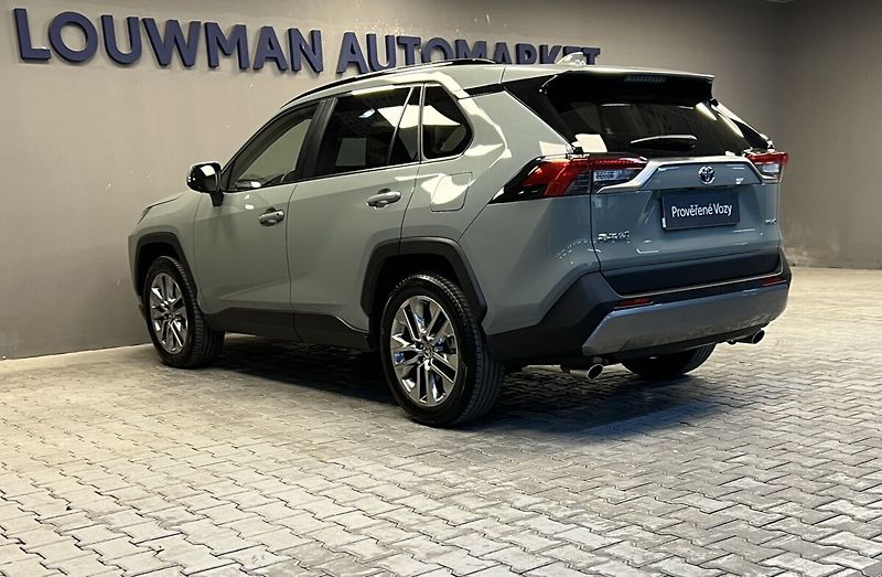 Toyota RAV4 2.5 Hybrid AT EXECUTIVE AWD - fotka 17 z 18