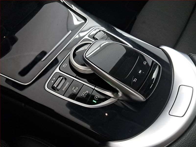 Mercedes-Benz Třídy C (2020) C 180, Automat, Serv.kniha - fotka 21 z 21