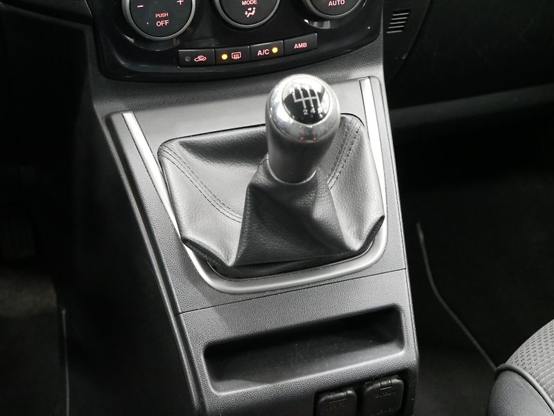 Mazda 5 - fotka 22 z 26