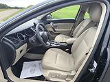 Renault Latitude (2011) 2.0 dCi 1MAJITEL,NOVÉ ČR - náhled 9