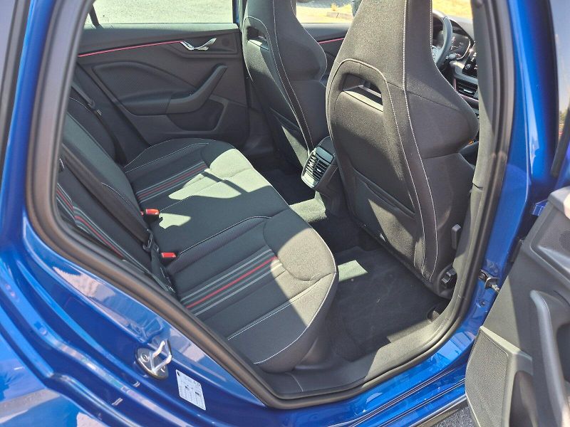 Škoda Scala (2025) Monte Carlo 1.0TSi 85kW 6°manu - fotka 18 z 30