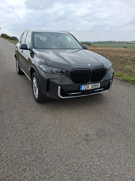 BMW X5 (2024) Tovarni záruka ,  - fotka 2 z 16
