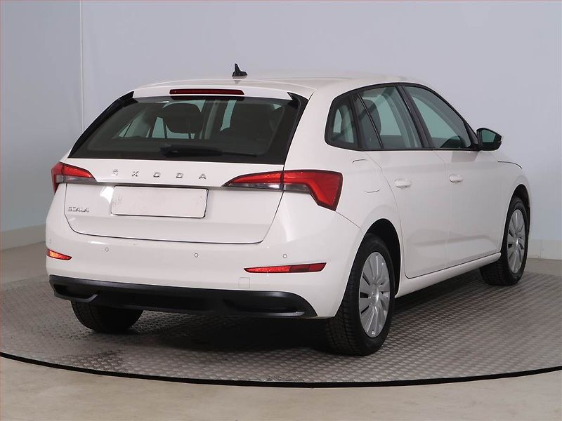 Škoda Scala (2022) 1.0 TSI, Serv.kniha, Tempomat - fotka 5 z 20