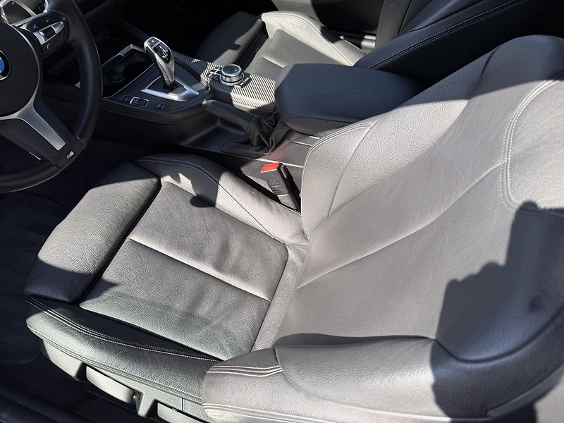 BMW Řada 2 (2020) M240i 250 kW xDrive  - fotka 15 z 22