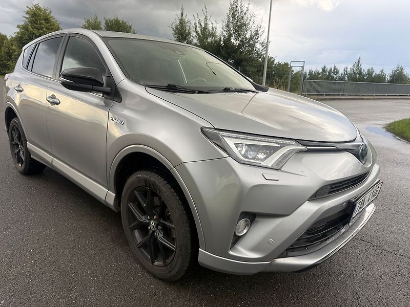 Toyota RAV4 Hybrid EXECUTIVE - fotka 7 z 16