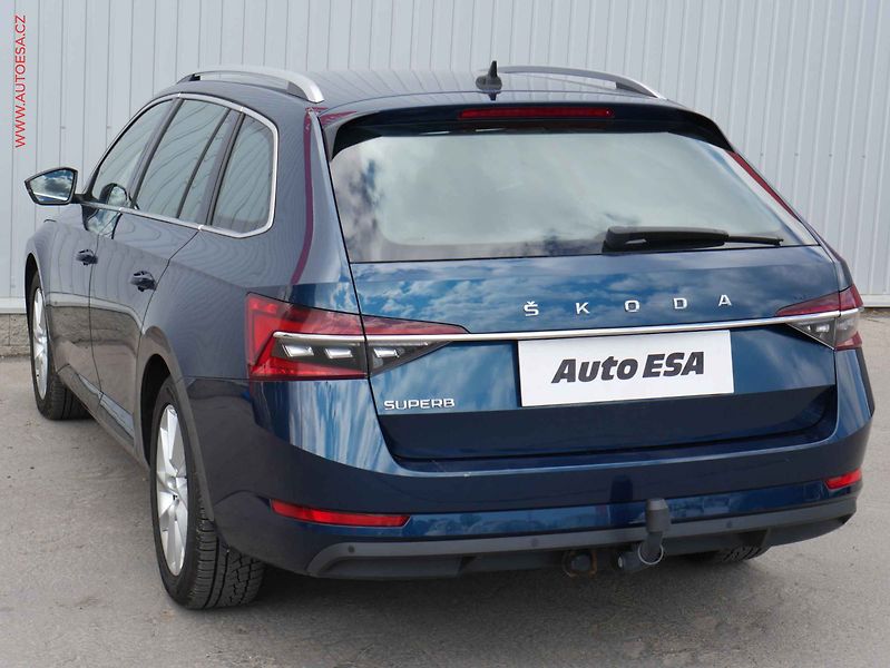 Škoda Superb (2020) 2.0TDi, Style, DSG, LED - fotka 6 z 23