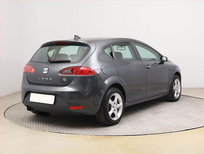 Seat Leon (2008) 2.0 TDI, nová STK, zamluveno - fotka 5 z 16
