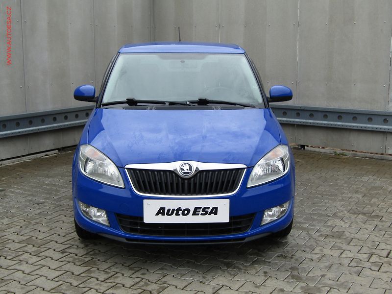 Škoda Fabia (2015) 1.2 TSi, ČR, Klima - fotka 2 z 17