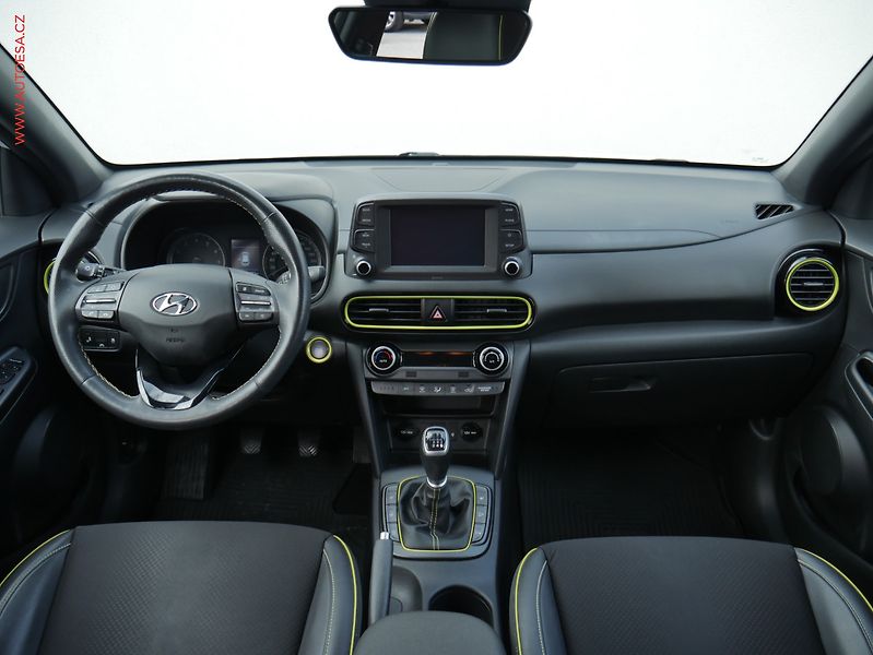 Hyundai Kona (2018) 1.0T-GDi, 1.maj,ČR, Navigace - fotka 8 z 25