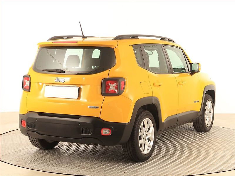 Jeep Renegade (2016) Longitude 1.6 E-torQ, Tempomat - fotka 5 z 17