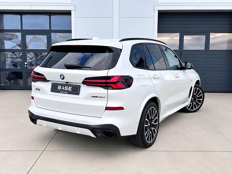 BMW X5 xDrive40d M-Sport PRO - fotka 5 z 33