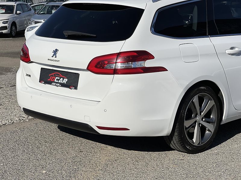 Peugeot 308 1.5HDi KLIMA KAMERA NAVI ALU - fotka 44 z 44