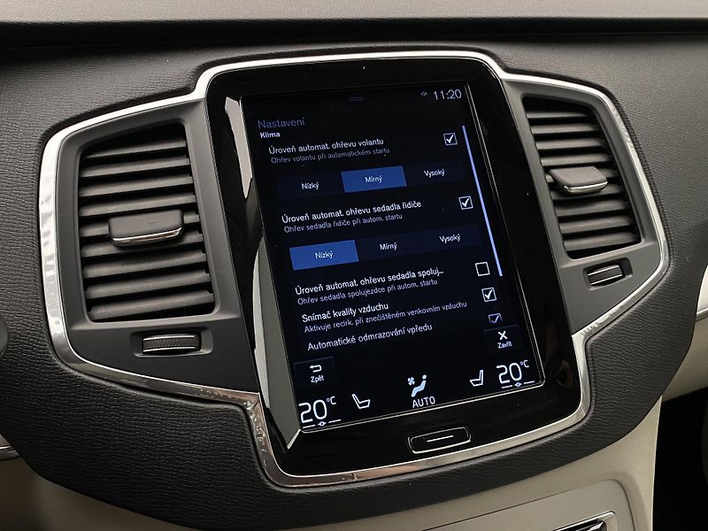 Volvo XC90 D5 AWD MOMENTUM AUT CZ 7míst - fotka 44 z 50