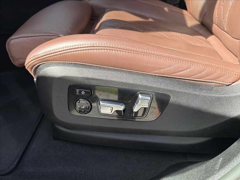 BMW X6 3,0 xDrive 40i Mpaket ČR DPH - fotka 13 z 49