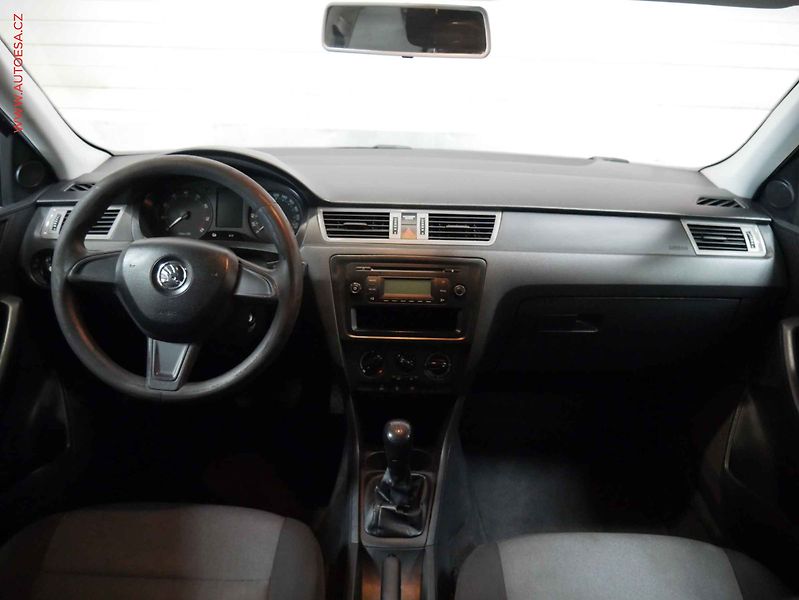Škoda Rapid (2013) 1.2i, ČR, AC - fotka 8 z 13