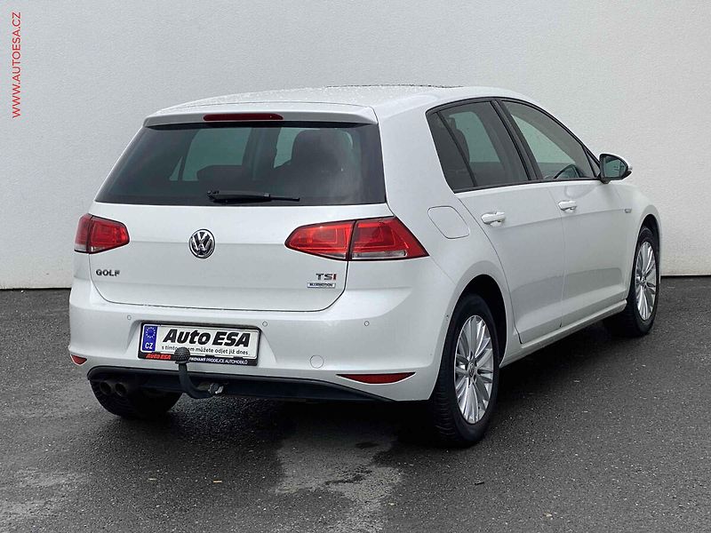 Volkswagen Golf (2015) 1.4 TSi, CUP, panor, TZ - fotka 4 z 17