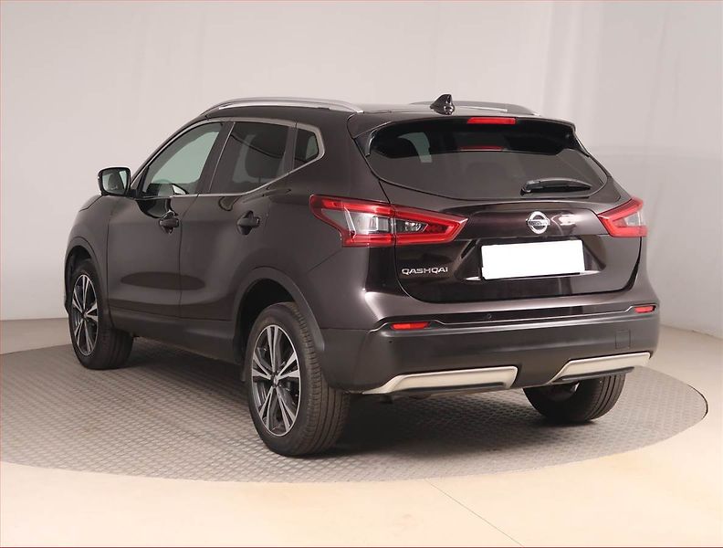 Nissan Qashqai (2018) N-Connecta 1.2 DIG-T - fotka 4 z 16
