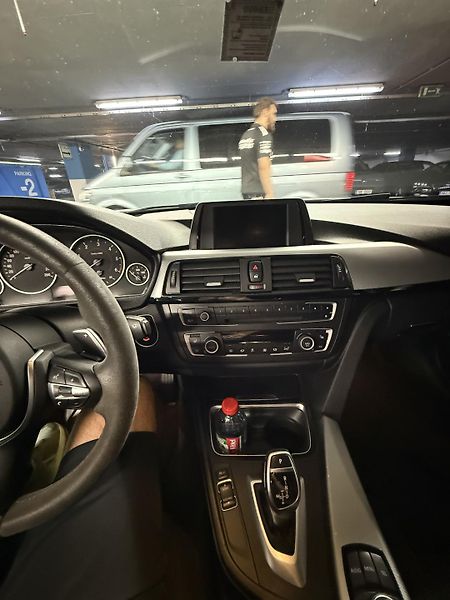 BMW Řada 3 (2013) Mpacket, 320xd - fotka 9 z 18