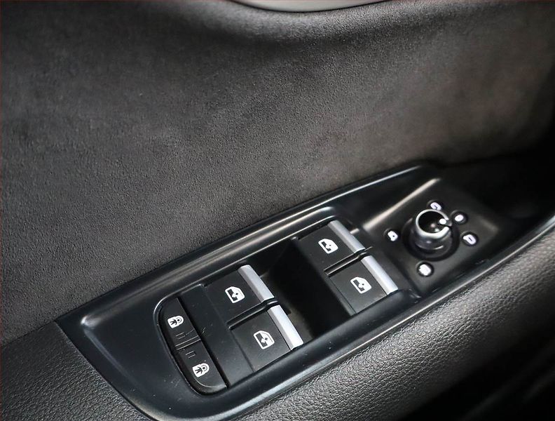 Audi Q7 (2021) 50 TDI - fotka 24 z 31
