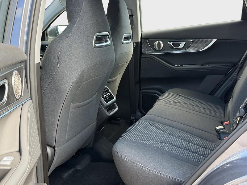 Chery Tiggo 7 PHEV (2026) Familly Edition - fotka 9 z 11
