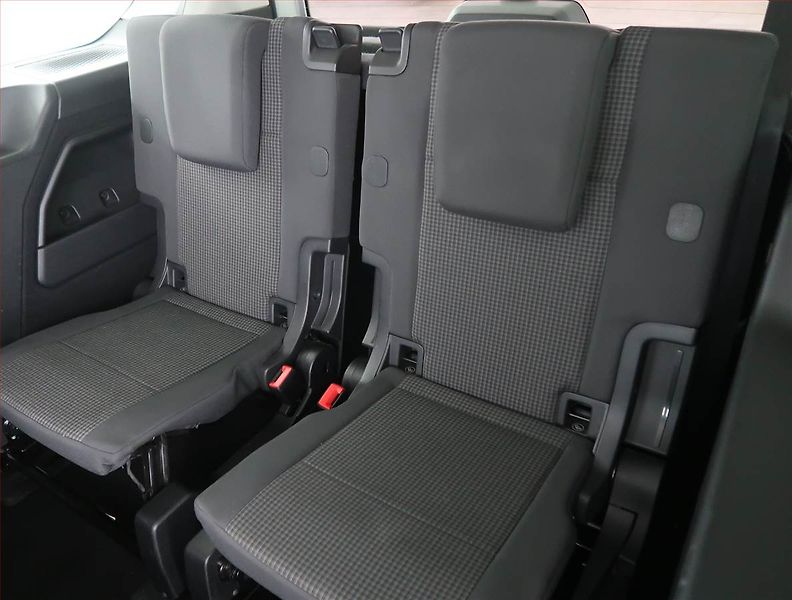 Volkswagen Caddy (2023) Maxi 1.5 TSI, 7Míst, DPH - fotka 15 z 19