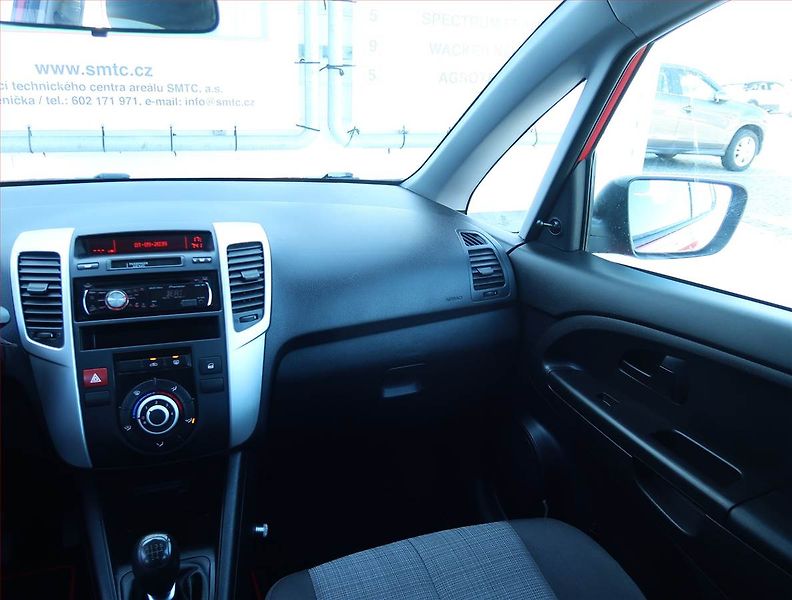 Kia Venga (2010) 1.4 CVVT, Serv.kniha - fotka 8 z 15