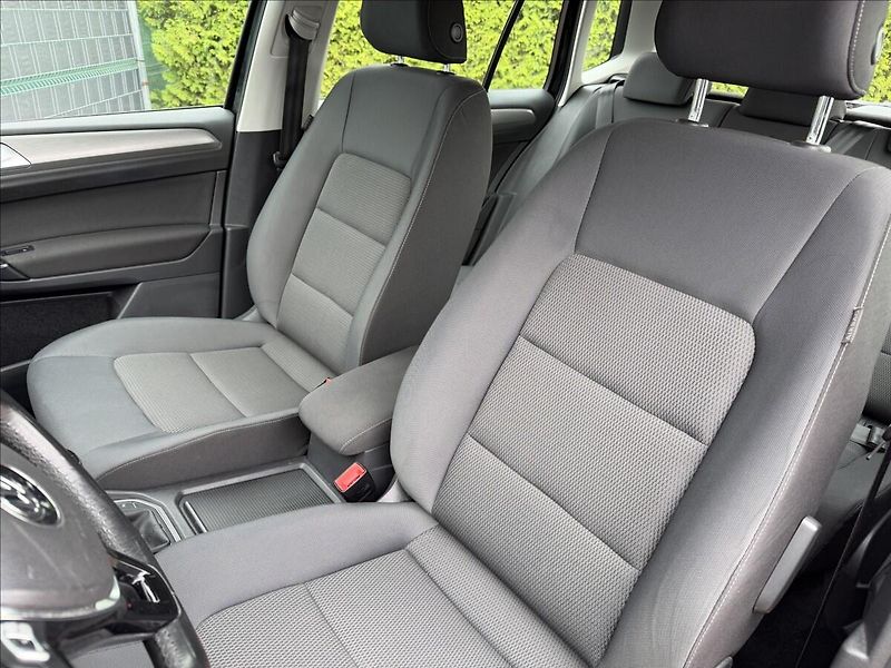 Volkswagen Golf Sportsvan 1.4 TSI Comfortline - fotka 12 z 18