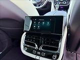 Bentley Bentayga Extended Wheelbase Azure V8 - náhled 30