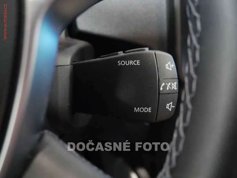 Dacia Duster (2021) 1.0 TCe, 1.maj,ČR, Navi, LED - fotka 14 z 20