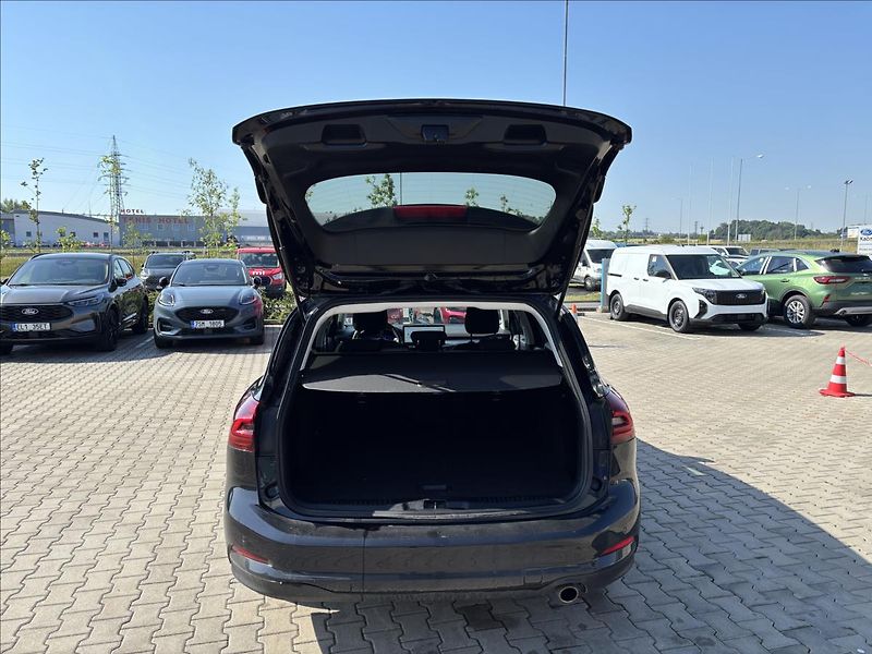 Ford Focus 1,0 EcoBoost 92kW Titanium AUT - fotka 6 z 22