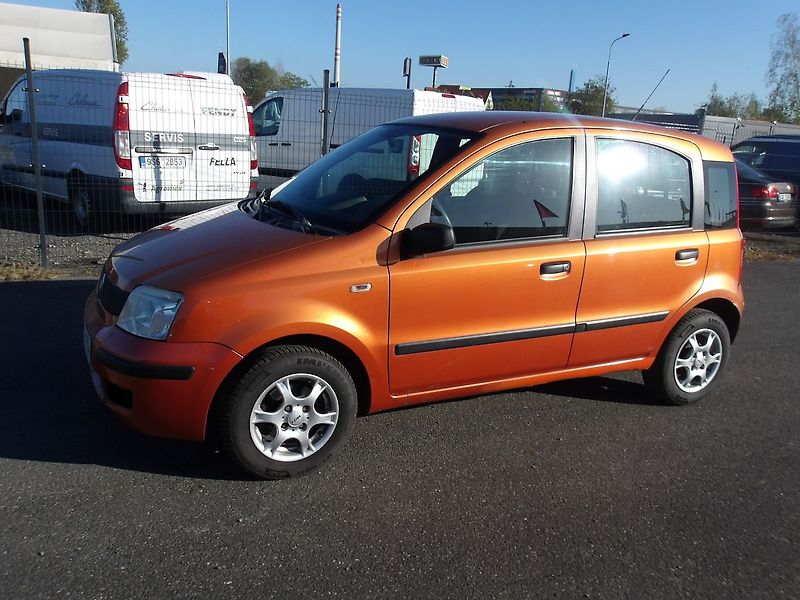 Fiat Panda 1,1i ČR NOVÁ STK ! - fotka 4 z 24