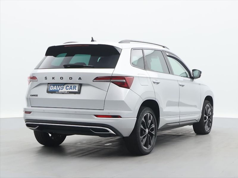 Škoda Karoq 1,5 TSI 110kW DSG Sportline - fotka 7 z 37