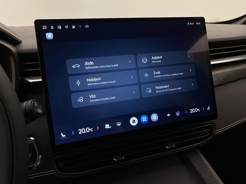 Lynk & Co 01 (2025) 01 CORE PHEV - fotka 44 z 90