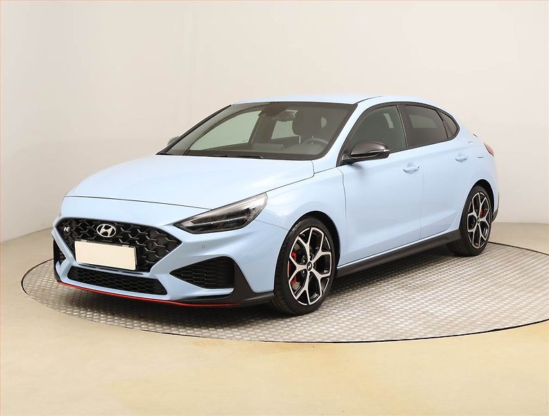Hyundai i30 (2022) 2.0 N - fotka 2 z 23