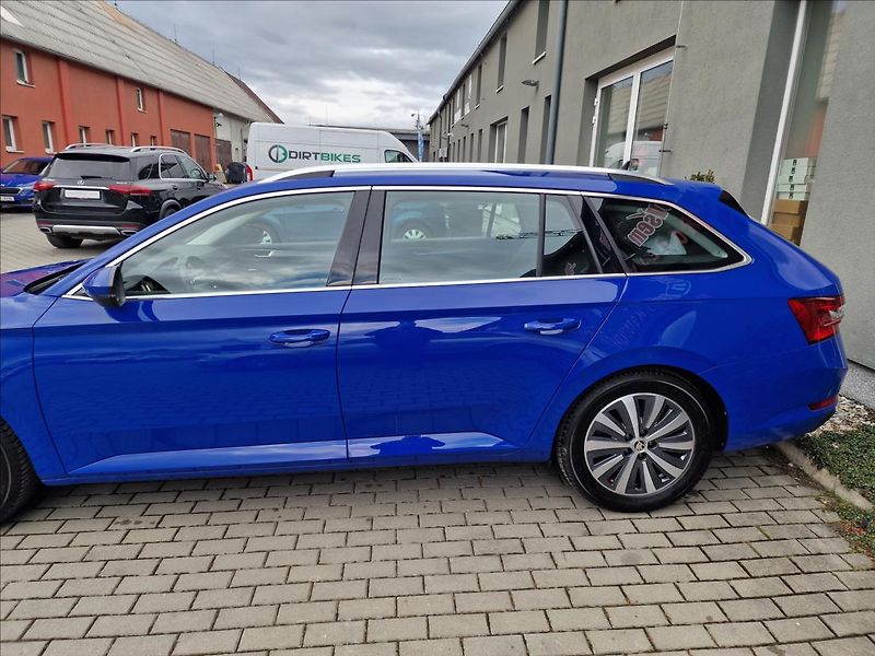 Škoda Superb 1.5 TSI 110kW DSG Style,1.Maj - fotka 44 z 50