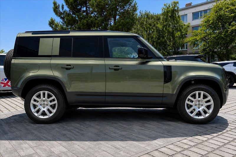 Land Rover Defender (2026) 110 D200 S* - fotka 9 z 29