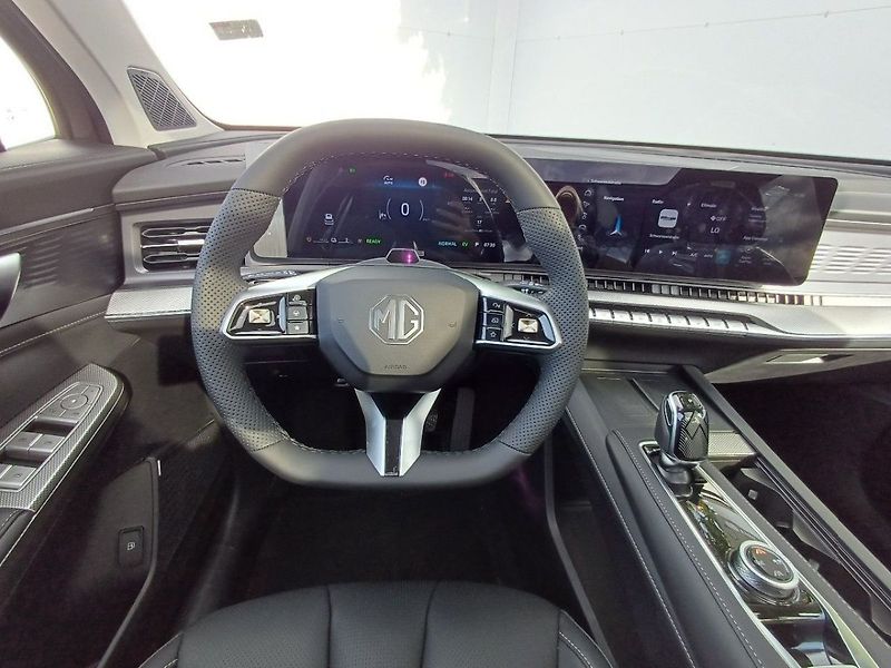 MG MGS9 Premium 1.5 TGI PHEV 220 kW - fotka 13 z 32