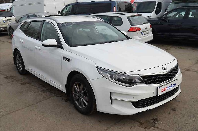 Kia Optima (2018) 1,7 D - fotka 3 z 21