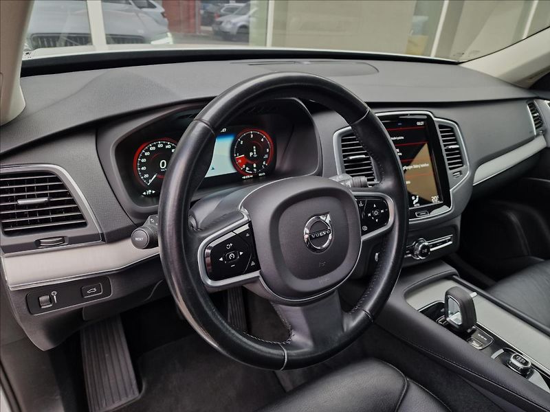 Volvo XC90 B5 AWD MomentumPro, 7-míst,ČR - fotka 20 z 50