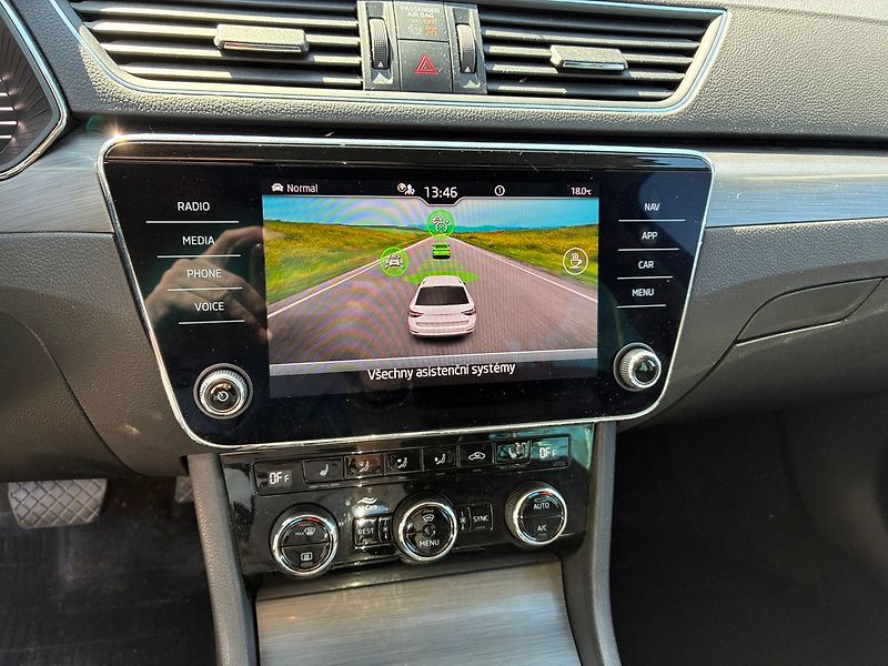 Škoda Superb 2.0 TDi 147 kW-FACE LIFT-STYLE - fotka 17 z 29