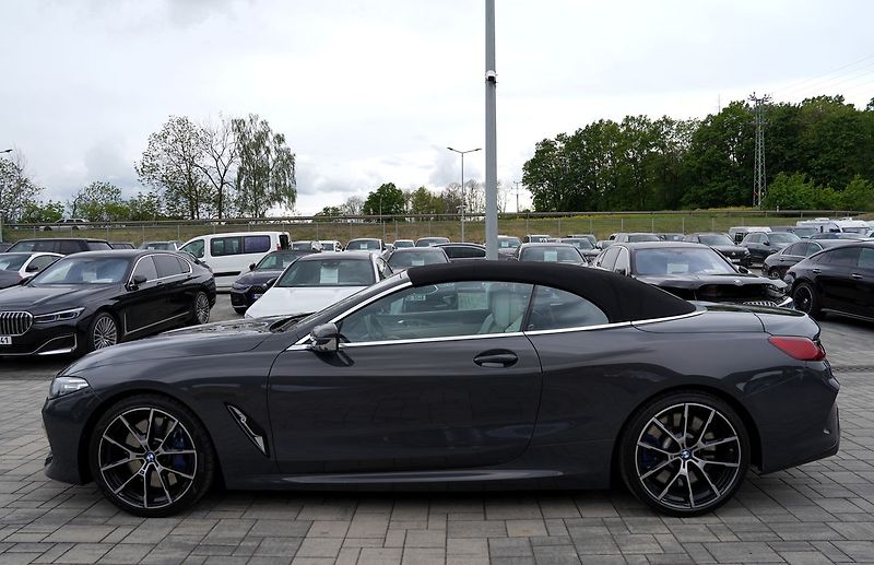 BMW Řada 8 M850i xDrive /Laser/530 PS - fotka 3 z 50