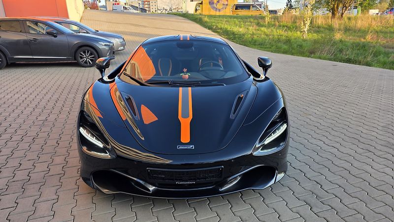 McLaren 720S (2022) ZÁRUKA PLNÝ SERVIS TOP - fotka 2 z 20