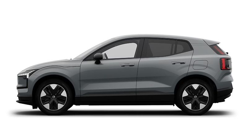 Volvo EX30 Plus P5 Long Range - fotka 2 z 7