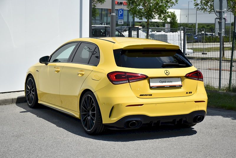 Mercedes-Benz Třídy A (2020) A35 AMG 225kW - fotka 11 z 35