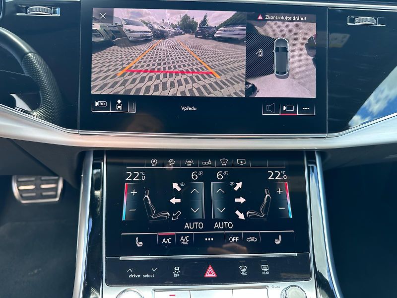 Audi Q8 3.0 TDI 210kW S-LINE - fotka 12 z 20