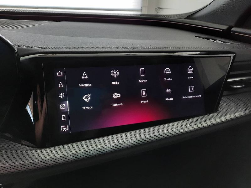 Audi Q5 (2025) 2.0 TDI quattro (150kW/204k) S - fotka 18 z 25