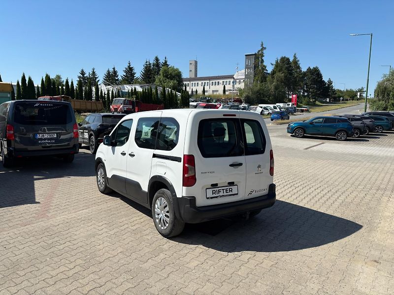 Peugeot Rifter (2020) ACTIVE 1.5 BlueHDi 100 - fotka 6 z 19